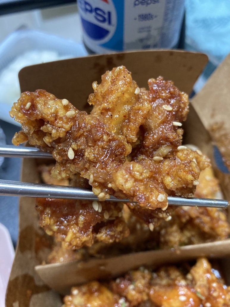 노랑통닭홍제 이미지