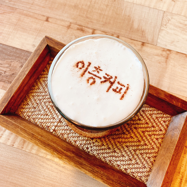 이층커피 이미지