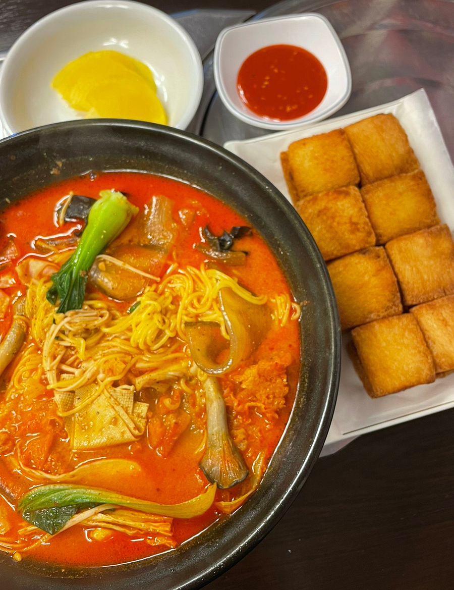 마라탕멘보샤훠궈 이미지