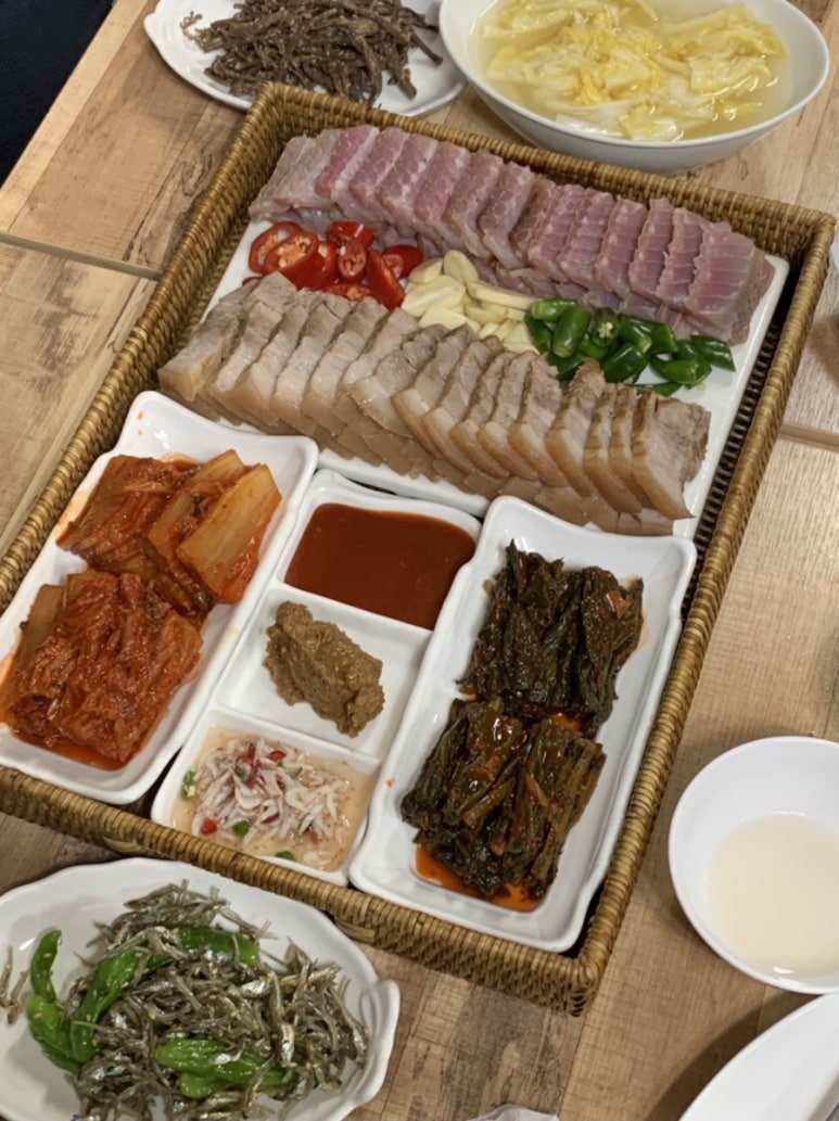 고향집홍어 이미지