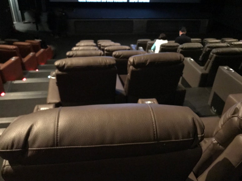 CGV여의도 8관[COMFORT SEAT] 이미지
