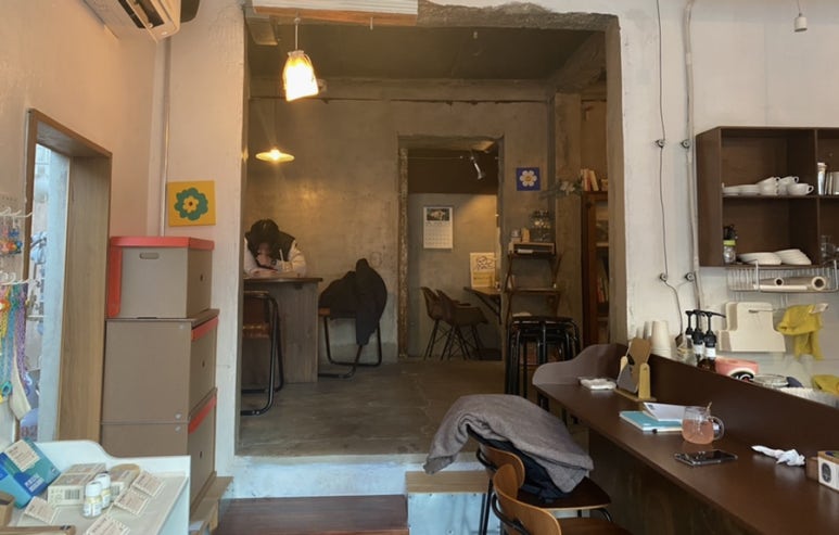 작지만큰카페 이미지