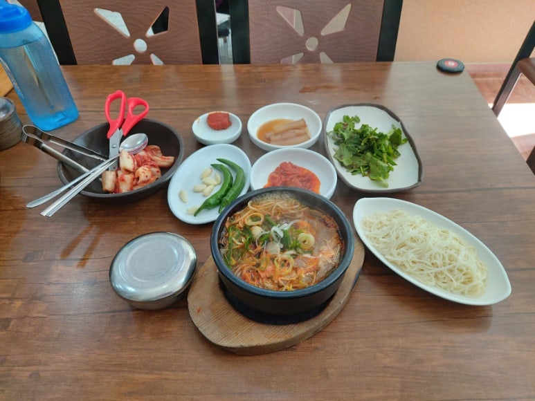 신촌돌솥설렁탕 이미지