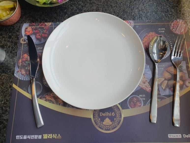 델리식스(Delhi 6) 이미지