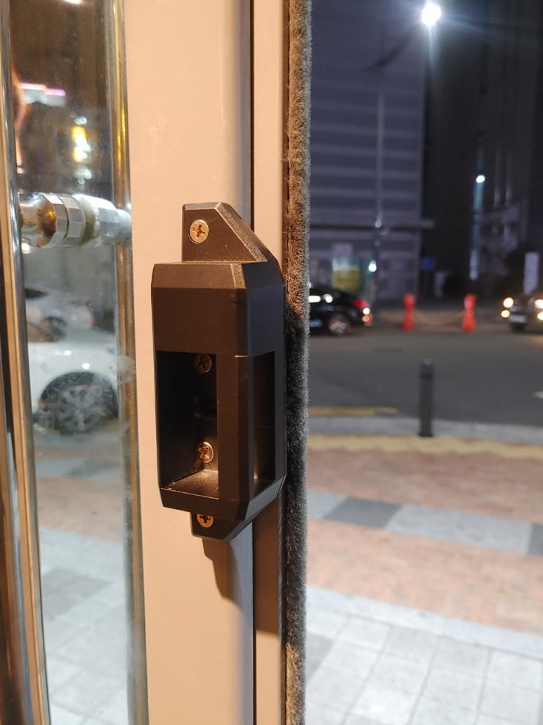 옥포윤식당 이미지