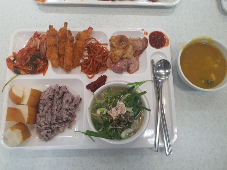 웰스푸드뷔페 이미지
