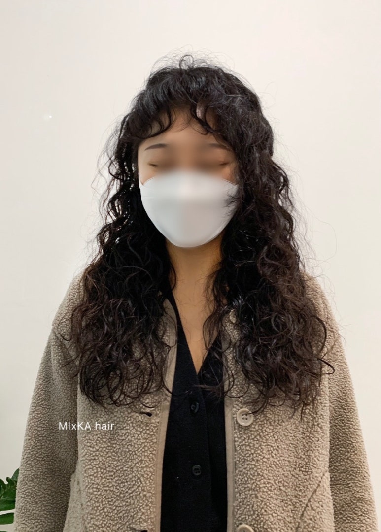 튀는머리 이미지