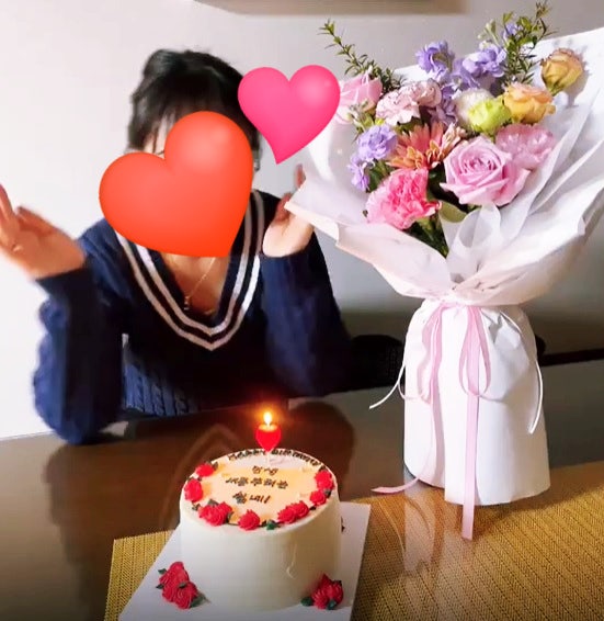 오늘은 윤날 이미지