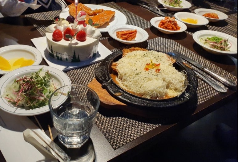 레스토랑마리서사 이미지