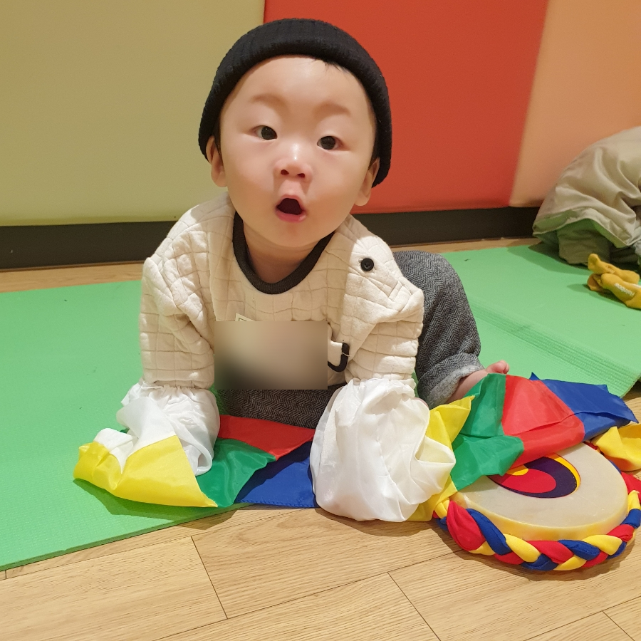 점핑베이비 이미지