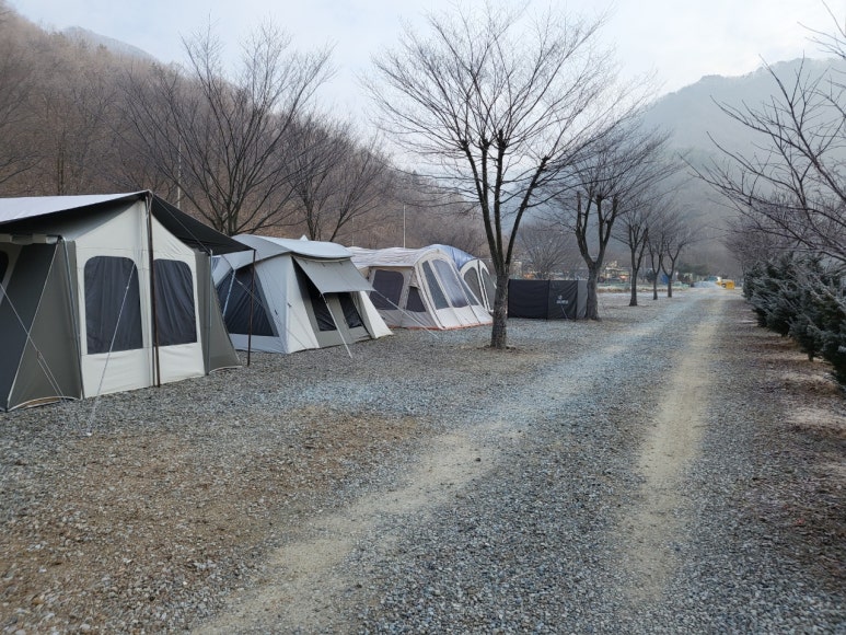 동상 힐링 캠핑장 이미지