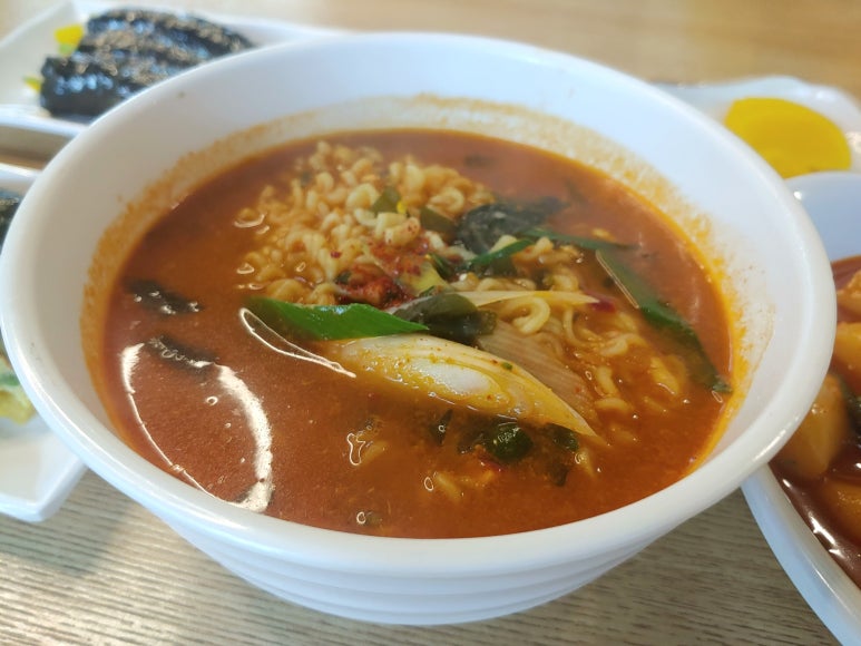 꼬다리꼬마김밥 이미지
