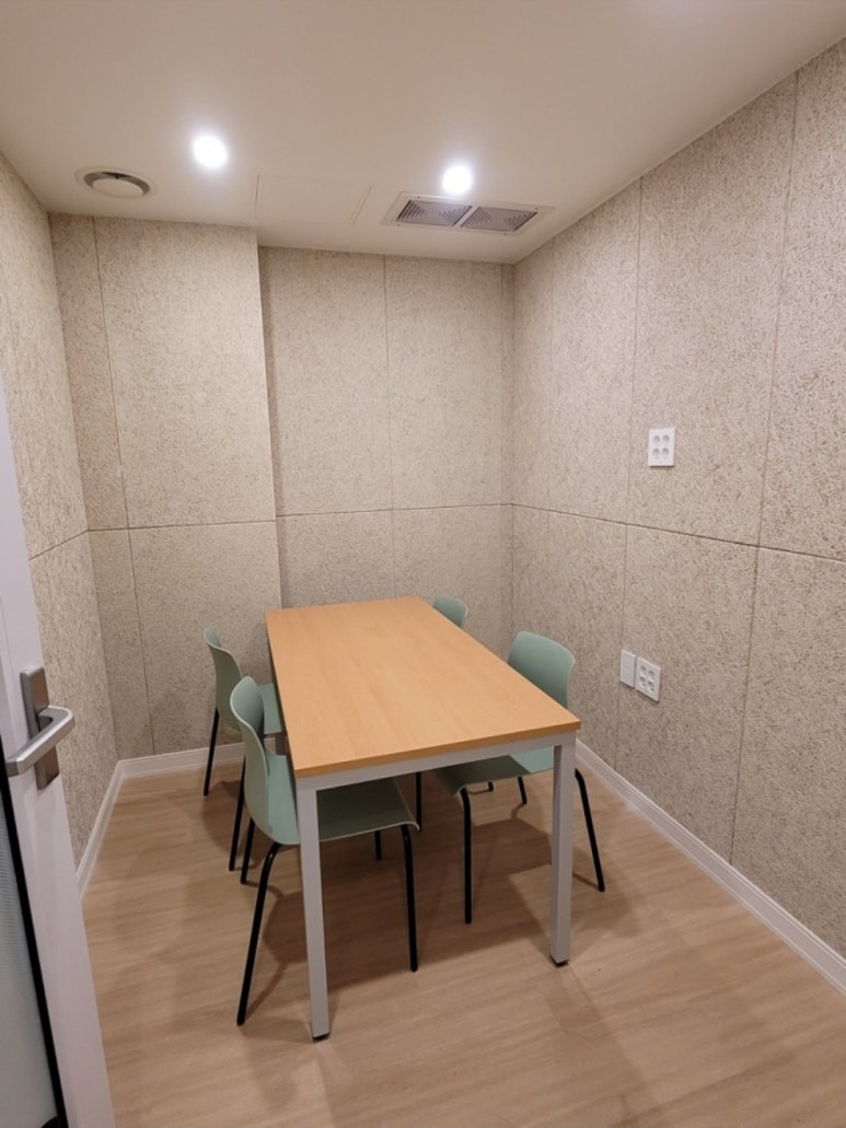 스쿨로직스터디카페 이미지