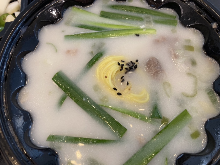 큰바우국밥 이미지