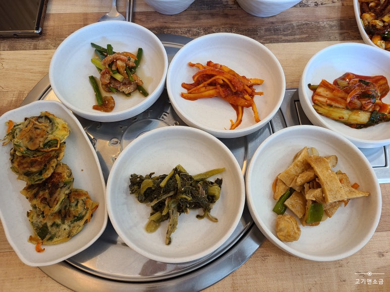 늘솜식탁 이미지