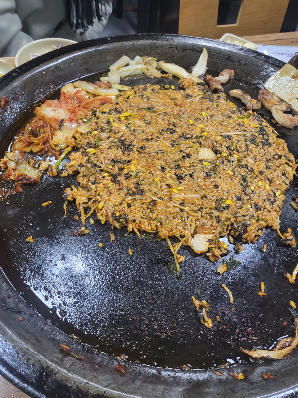 돼지꿈꾸던날 이미지