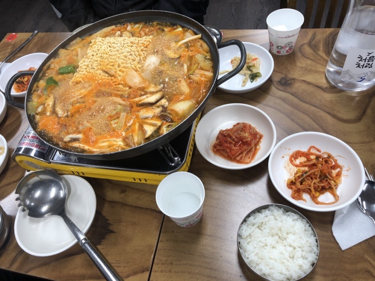 김인옥의충정로함흥냉면 이미지