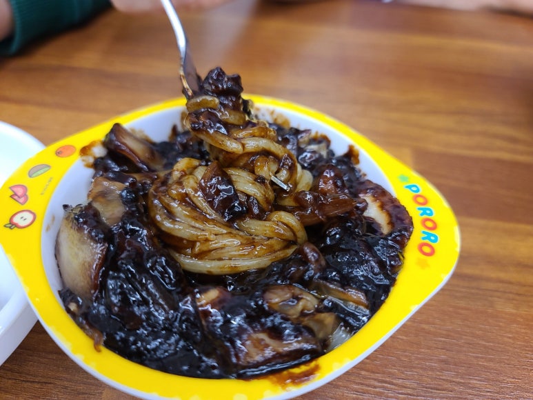 불맛진짬뽕 이미지