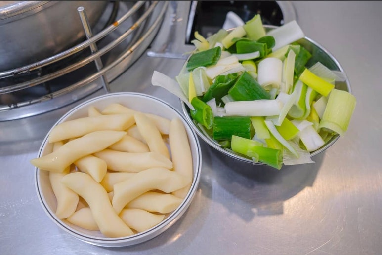 동대문닭한마리칼국수 이미지