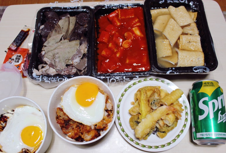 반달분식 이미지