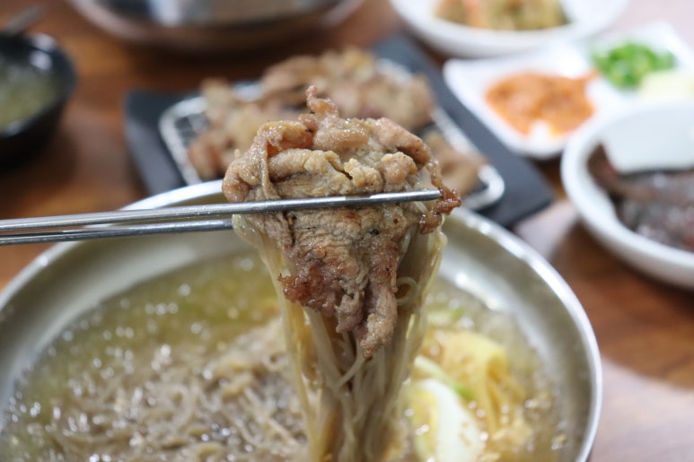 강원도위가연탄불고기 이미지