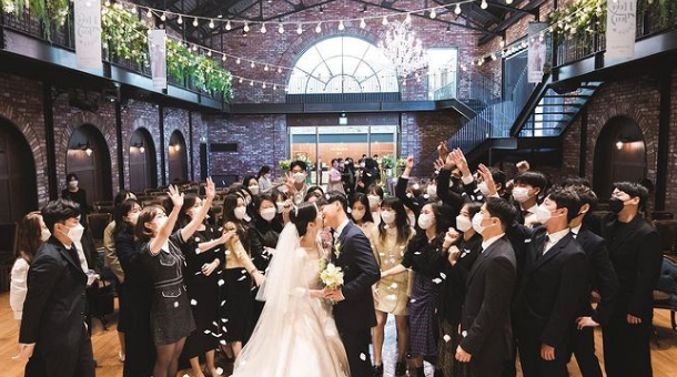 비쥬얼컴퍼니엘엔씨주 이미지
