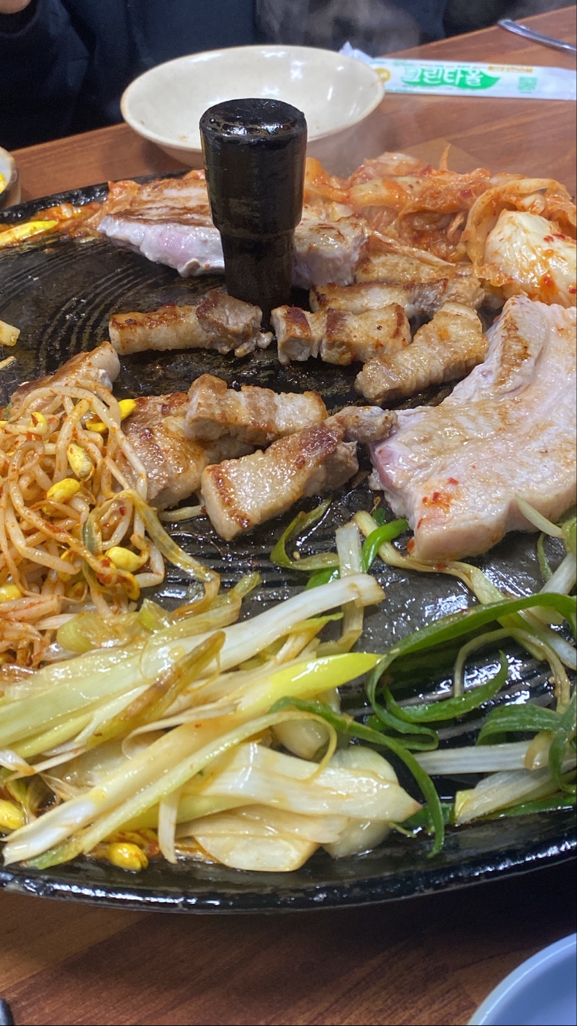 정가솥뚜껑삼겹살 이미지