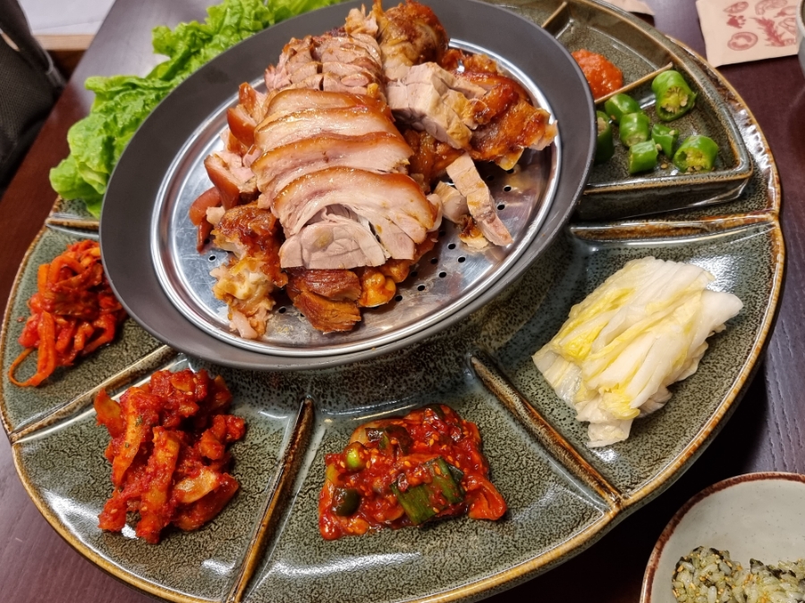 함덕족발스로운 이미지