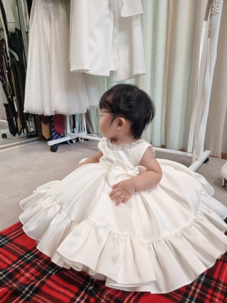 쥬블루드레스 이미지
