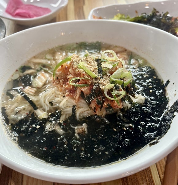 춘자네숯불닭갈비 이미지
