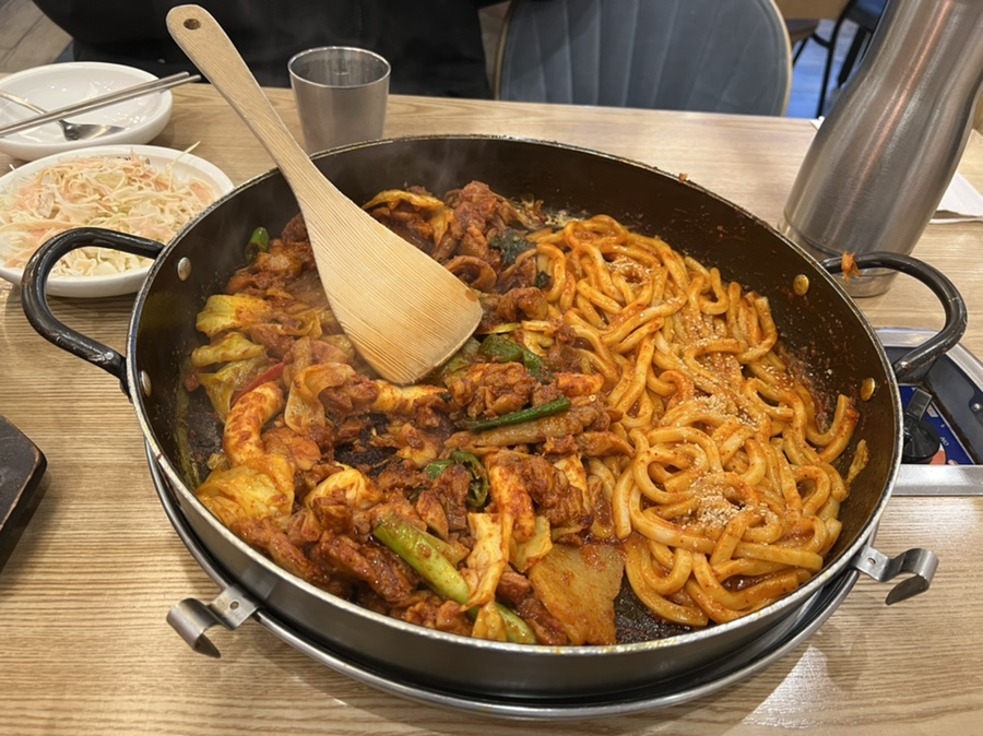 유가네닭갈비부산 이미지