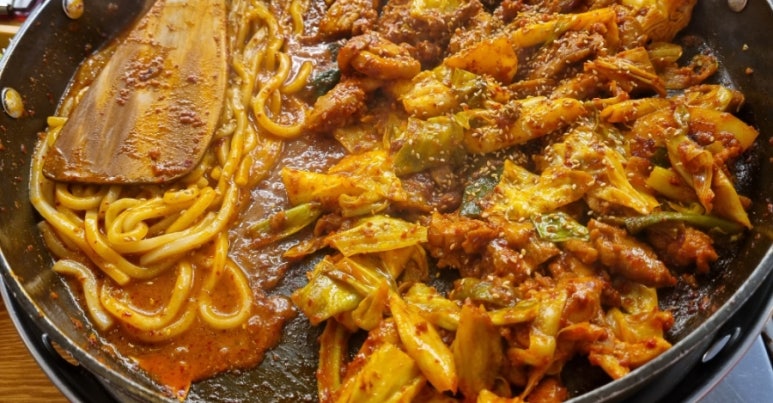유가네닭갈비거제아주점 이미지