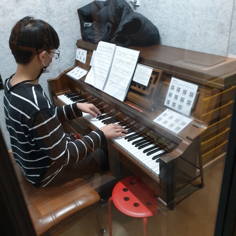 오뉴실용음악학원 이미지