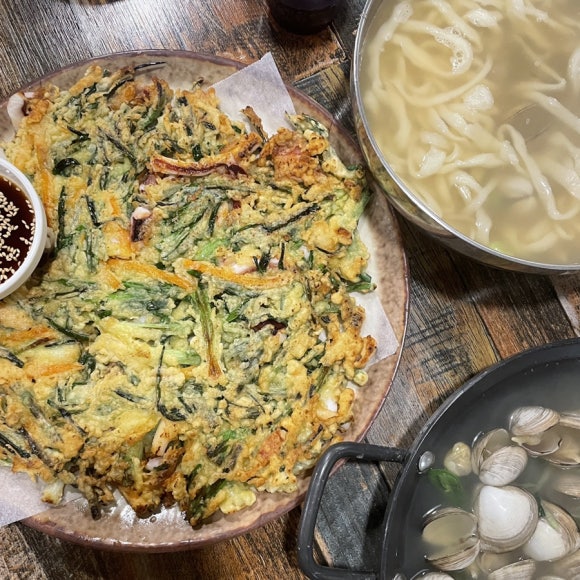궁칼국수 이미지