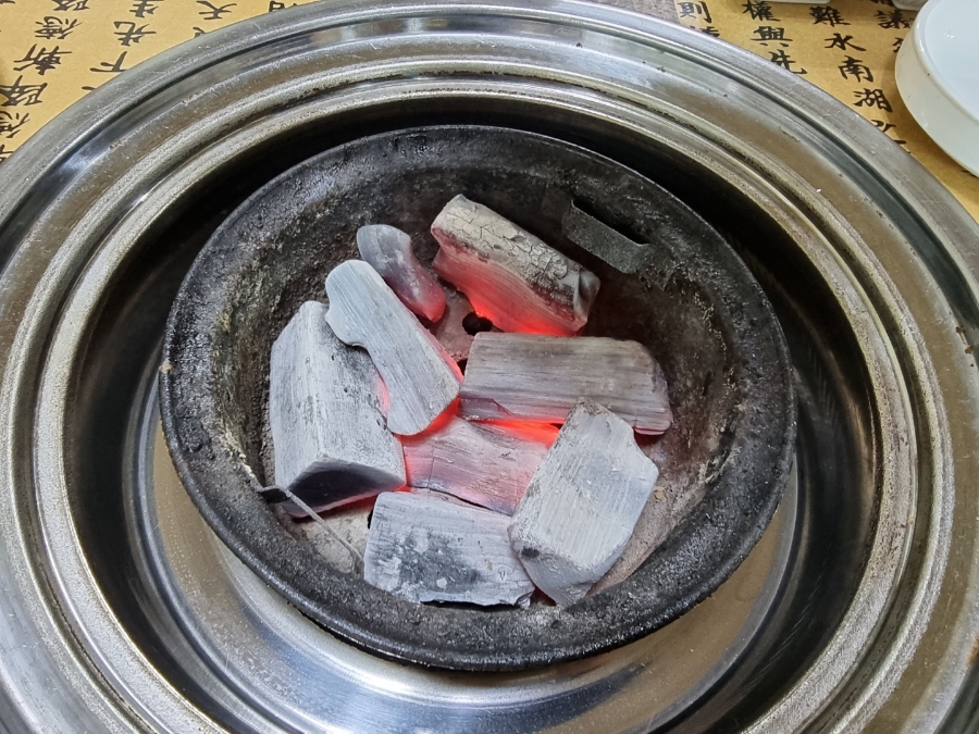 숯검댕이 이미지