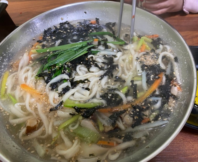 둥이네 칼국수 이미지