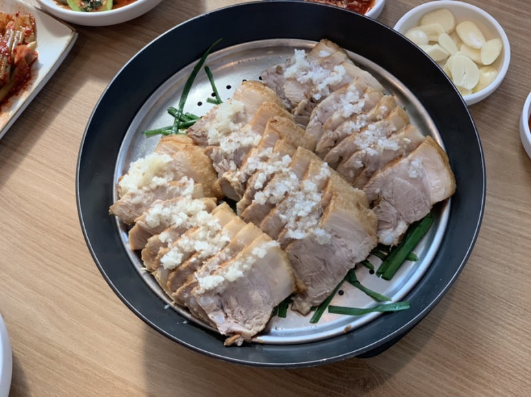 호호명이보쌈 이미지