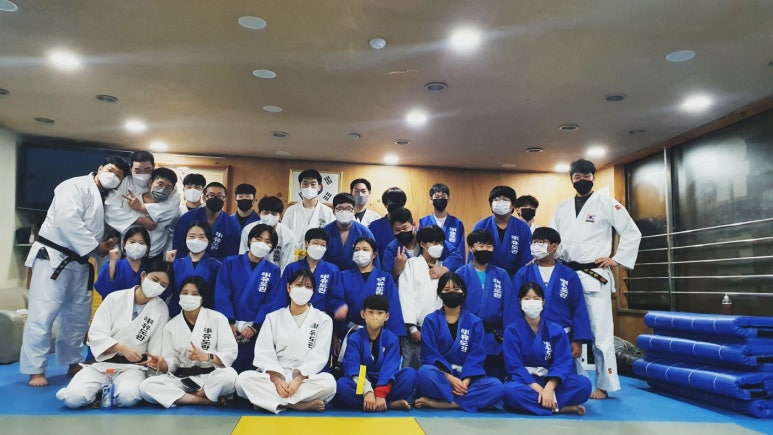 이흥덕유도체육관 이미지