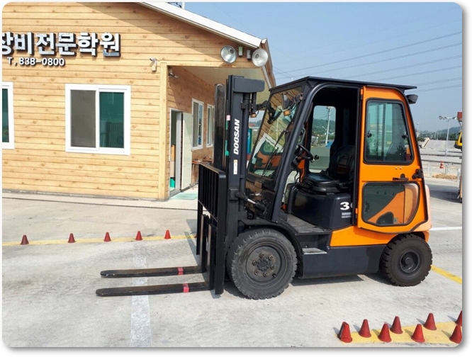 아주중장비전문학원 이미지