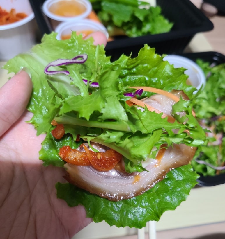 가마솥이가족발 이미지
