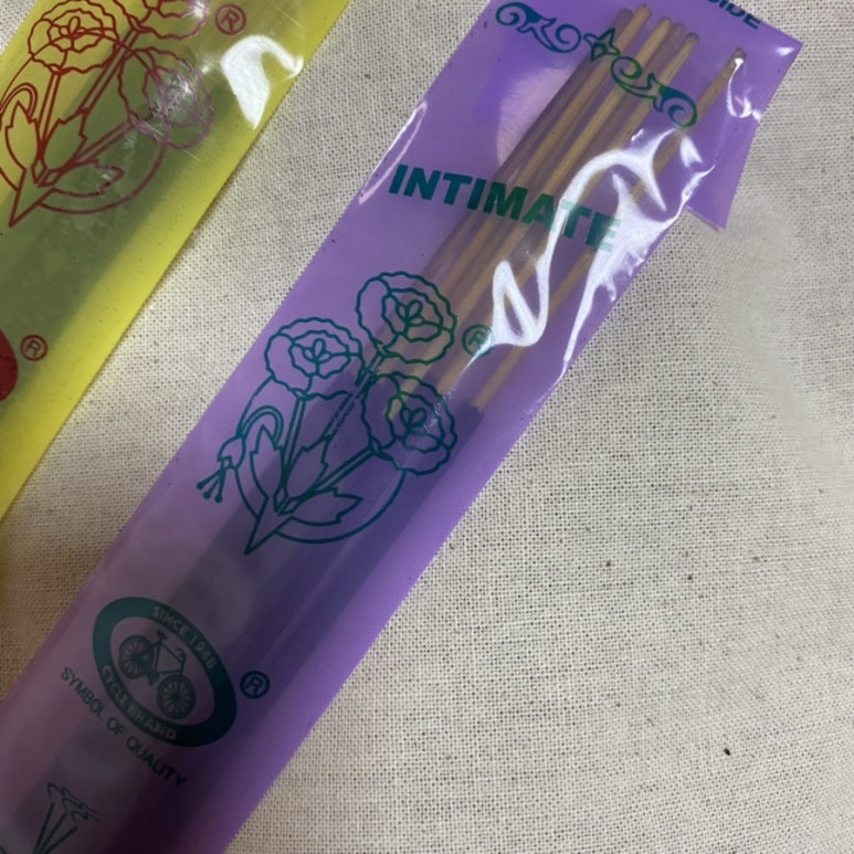 인티메이트 (Intimate) 이미지