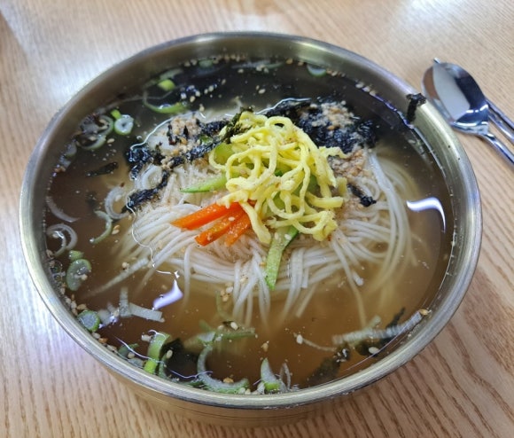 산마루잔치국수 이미지