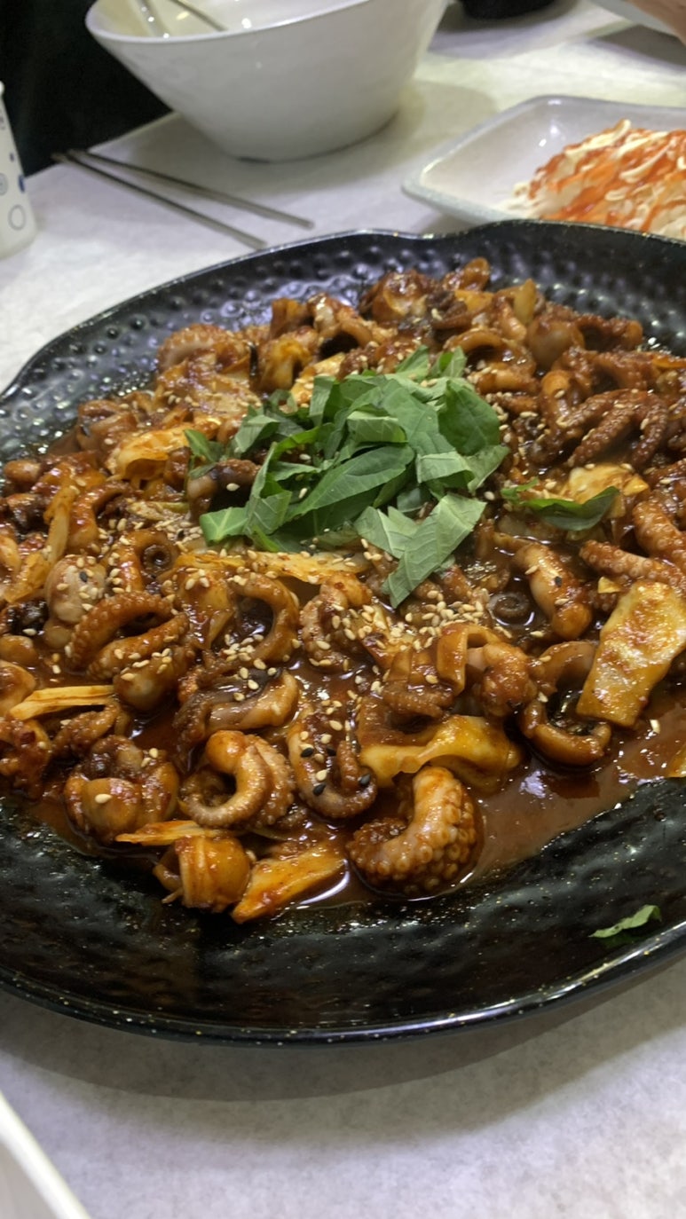 마당발식당 이미지