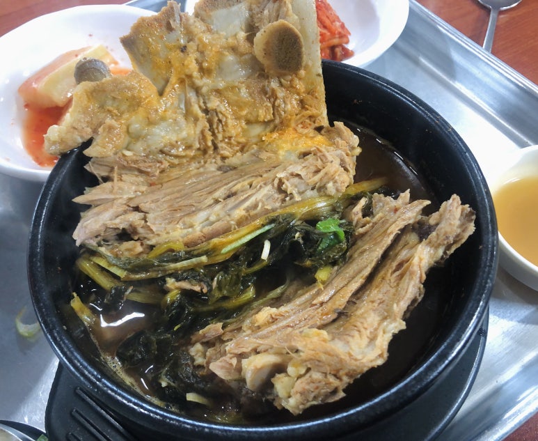 현대뼈다귀해장국 이미지