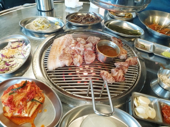 제주흑돈연탄구이 이미지