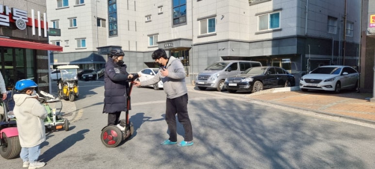 몬스터왕발통 이미지