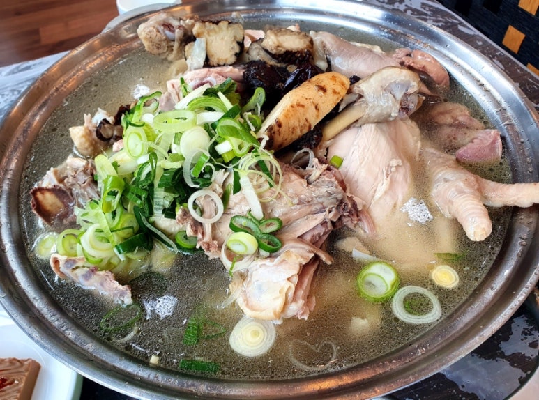 송천한방백숙 이미지