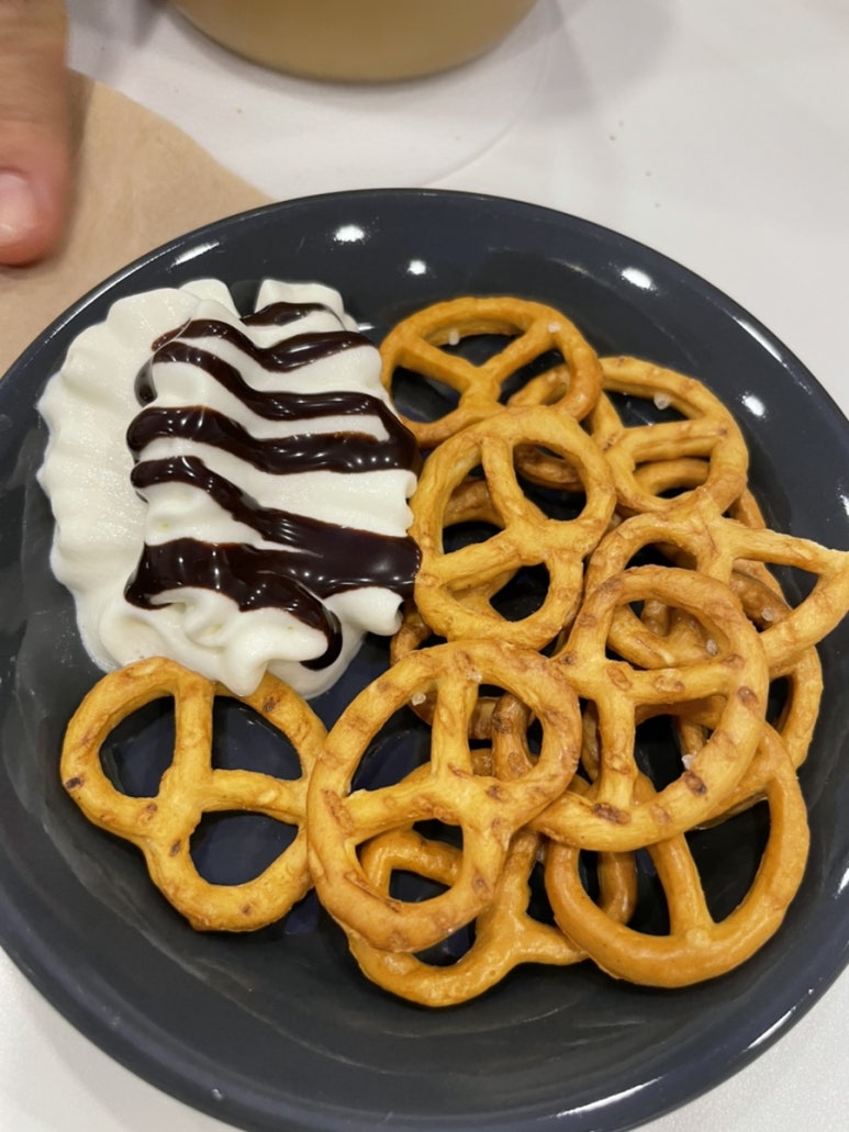 카페아른 이미지