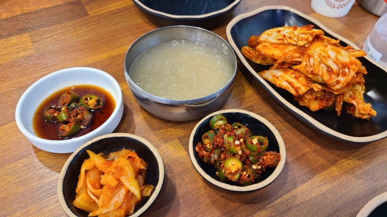 옥천냉면&생바지락칼국수 이미지
