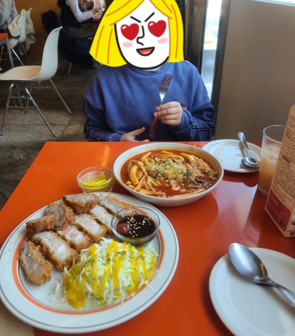 플러스82스낵커 이미지